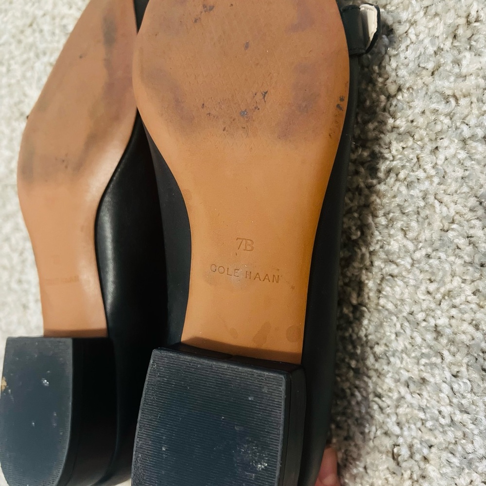 Women’s Cole haan loafers Size 7B - Picture 6 of 8
